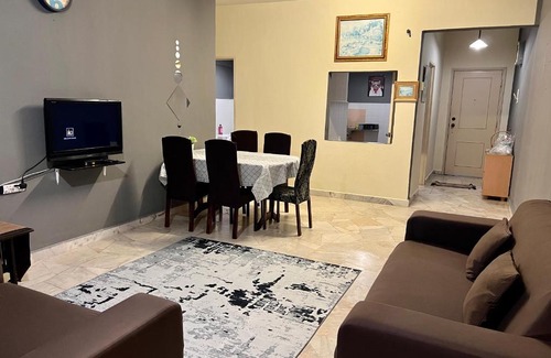 Baharu Apartamento | Marina terrace condo