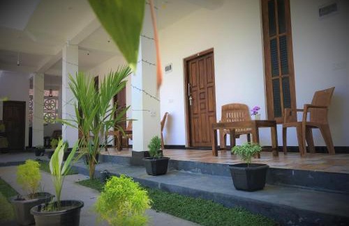 Pottuvil Division 2 Hotel | Marine Bay