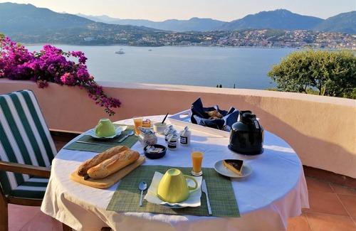 Vetricella Casa | MARINE Bed and breakfast facing the sea, large terrace