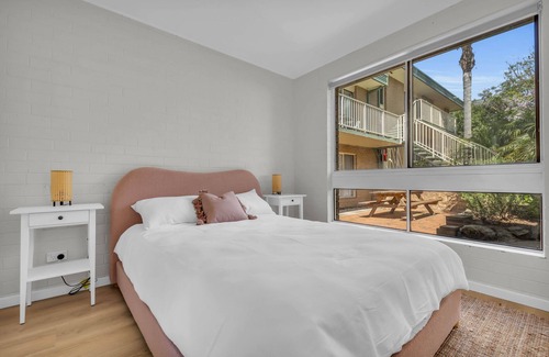 Merimbula Cabina | Marine Crt - Unit 6 Fishpen