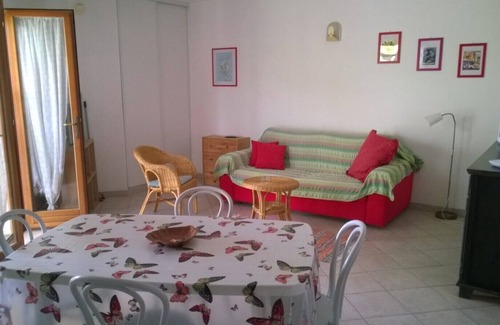 Marine de Saint Ambroggio Apartamento | Apartamento en villa en Sant Ambroggio