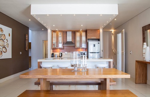 Hermanus City-Centre Hotel | Marine Square Luxury Suites