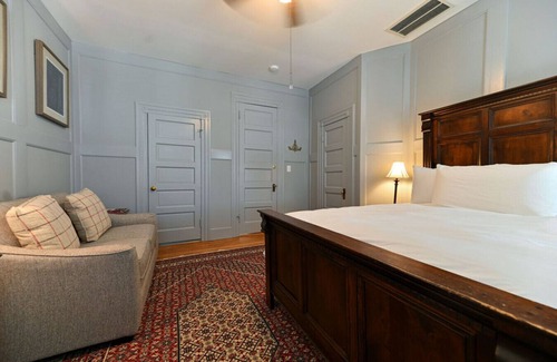 Edenton Cama Y Desayuno | Captain's Quarters Rm. 8