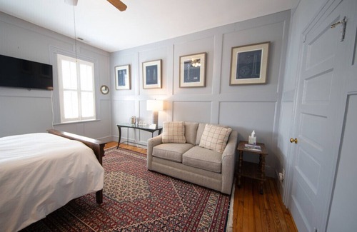 Edenton Cama Y Desayuno | Captain's Quarters Rm. 8