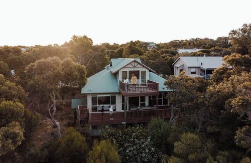 Eagle Bay Casa | Mariners Rest: Your Harbor Haven for Peaceful Escapes