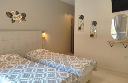 Poros Apartamento | Marinos seaside studios & aparts