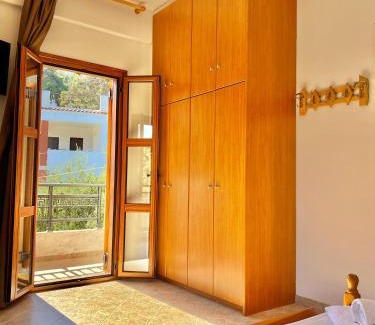 Gialiskari Apartamento | Marinos Studios and Apartments