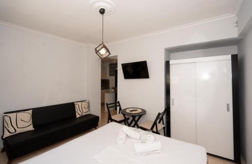 Drama Apartamento | MarinTheo House