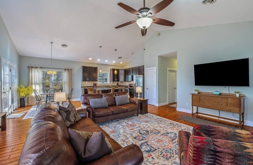 Berkeley Springs Casa | Mariposa Moon Cottage at Sleepy Creek