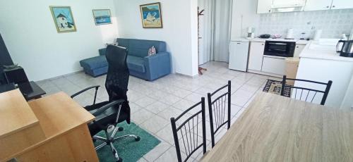 Chios Apartamento | Maris full apartment with roof garden access
