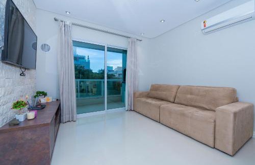 Ze Amandio Apartamento | Mariscal Beach 101 - Lindo Apartamento 02 quartos - Acomoda até 06 pessoas - À poucos metros da praia de Mariscal - (Consultar serviços de roupa de cama e banho)