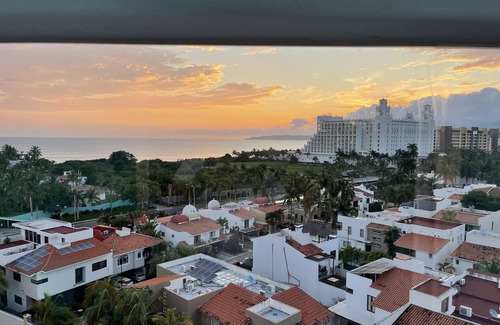 Flamingos Apartamento | MaritimaG Luxury Ocean View Penthouse with Beach private access