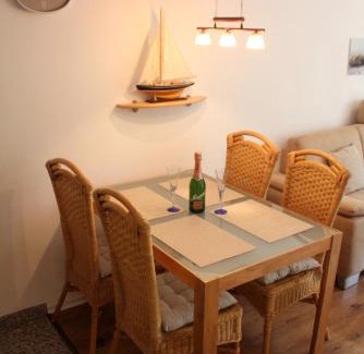 Dorumer Neufeld Apartamento | Maritime Ferienwohnung in Strandnähe