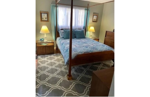 Bald Head Island Condominio | Maritime Forest Condo Nr the Beach & Pool - ¡Se admiten perros!