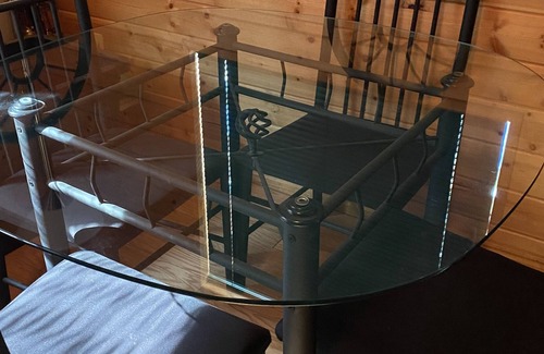 Mammoth Creek Casa | Marjos Cabin at the Lake