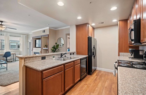 Reno/Tahoe Airport Apartamento | Marketing in Reno With 2 Bedrooms and 2 Bathrooms