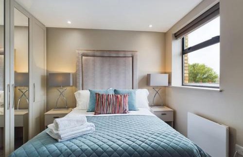Belfast Apartamento | Marlborough Apartment on Lisburn Road by Lesley
