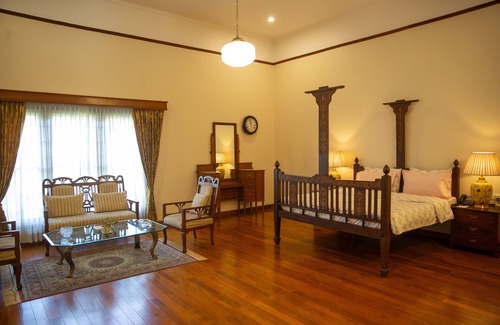 Pudumund Cama Y Desayuno | Marlihill Bungalow - CGH Earth