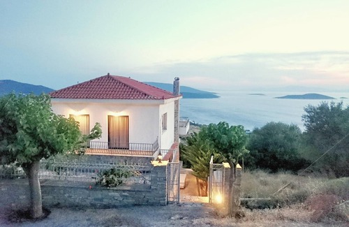 Marmari Casa | Vista Marmari - una casa independiente de dos pisos