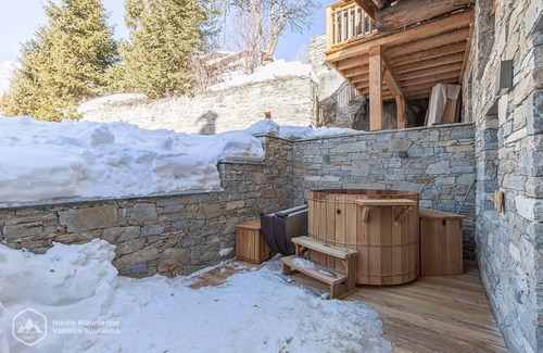 Bonneval-sur-Arc Apartamento | Marmotton 01 - Apartment next to the slopes with Nordic bath