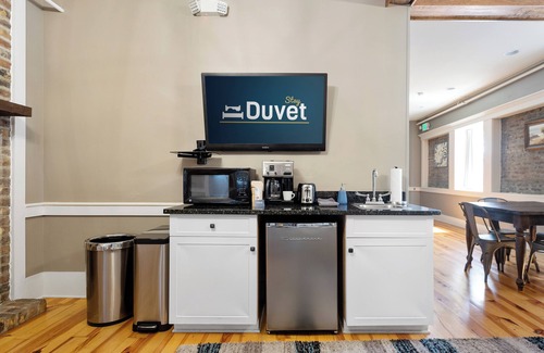 Harleston Village Apartamento | The Marquee (Suite B) - En King Across From Market, "10/10 Clasificación de ubicación"