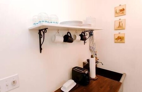 Weston Apartamento | Marr Manor - Studio B&B downtown