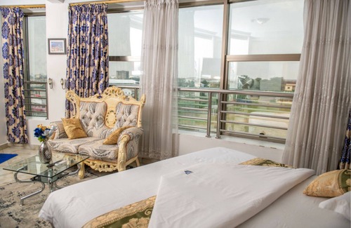 Douala Hotel | Marriot Metropolitan Hotel