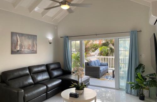 Orange Bay Apartamento | Marriott Apartment at Little Bay Country Club