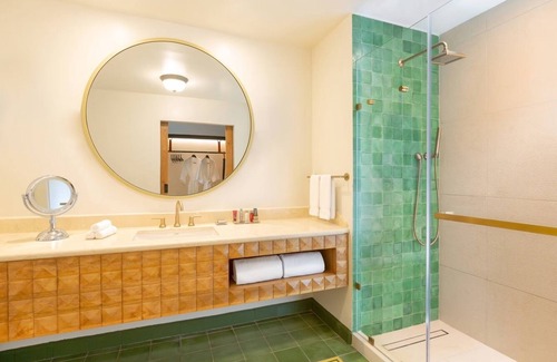 Herradura Condominio | Marriott beach resort in Costa Rica, full sized condo with all hotel amenities.