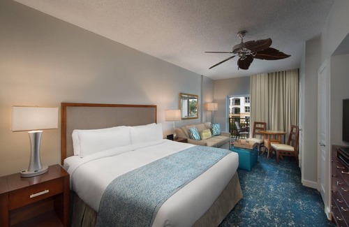 Palm Beach Shores Complejo | Marriott Ocean Point, Resort & Spa, Beachfront