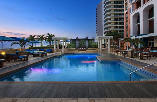 Central Beach Apartamento | Marriott's Beachplace Towers - Salón náutico del 28 de octubre al 4 de noviembre