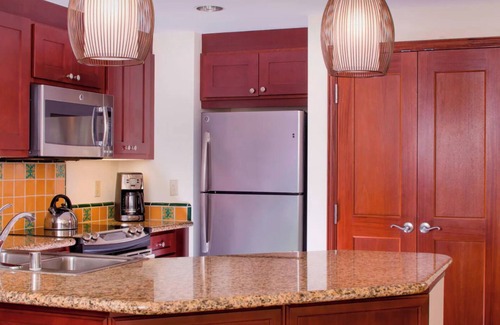 Ko Olina Villa | Stunning 3 Bedroom / 3 Full Bathroom Oceanview Villa Steps From Beach