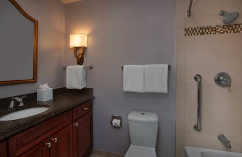 Williamsburg Villa | Marriott's Manor Club, Sequel (2BR)