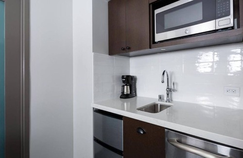 Civic Core Apartamento | Marriott Vac Club, 1 BR SUITE, Kitchenette, Sleeps 4, 25min walk to Conv. Ctr.