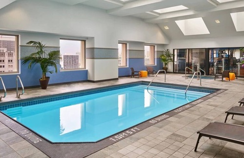 Civic Core Complejo | Marriott Vacation Club Pulse San Diego- Hotel Room Sleeps 4!