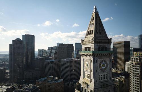 Downtown Boston Hotel | Marriott Vacation Club® at Custom House, Boston