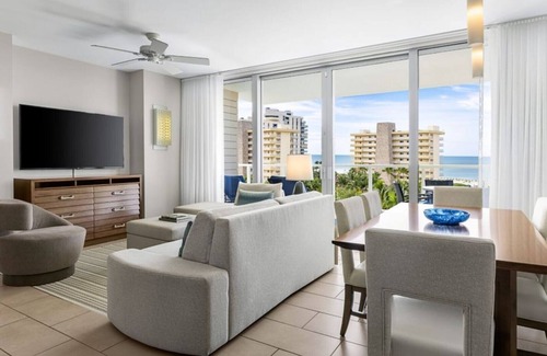 Marco Island Complejo | Marriott’s Crystal Shores: 2 Bedroom Poolside Paradise Awaits on Marco Island