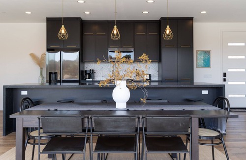 Yucca Valley Villa | Mars Landing - Pool / Spa / Boulders / Views