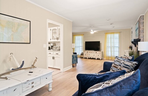 Brunswick Casa | Marsh Front Cottage | 3 Bed, 2.5 Bath