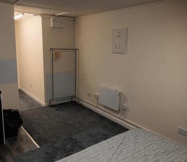 Luton Casa | Marsh road