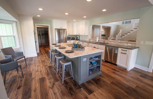 Old Town Bluffton Casa | Marsh views on a quaint Lowcountry Street! Less than a mile to Downtown Bluffton