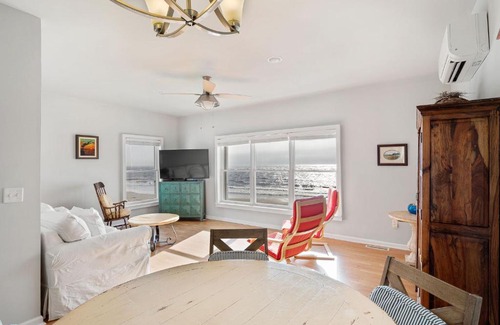 Sullivan's Island Casa | Marshall Blvd 2907 B - Sea Foam at the Blue Horizon