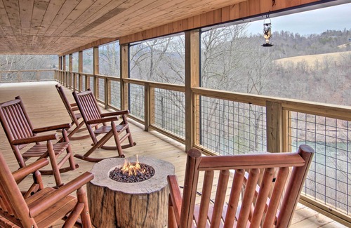 Marshall Casa | Marshall Home w/ Mountain View, 5 Mi to Downtown!