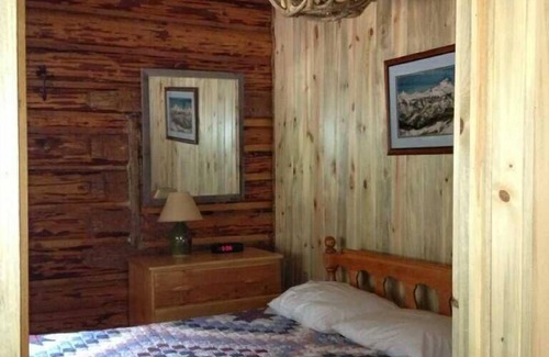 Lake City Cabina | La cabaña del Marshall en Vickers - Gran ubicación a lo largo del lago Tenedor del Gunnison