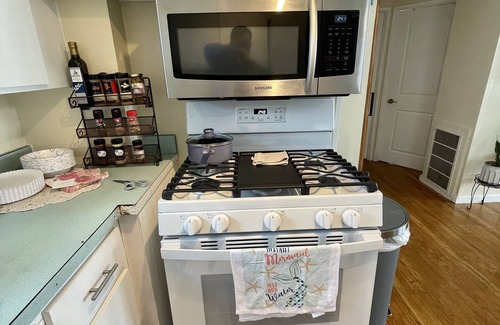 Ocean Bluff-Brant Rock Cabaña | Marshfield 2-bedroom cottage walking distance to Sunrise beach