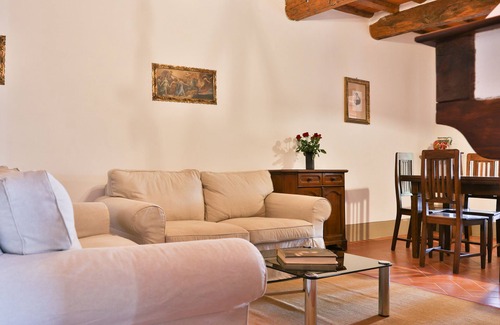 Reggello Otro | Marta Apartment - Agritourism Antico Borgo La Torre