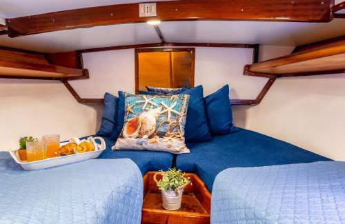 Castelsardo Alquiler De Eote | Marta Boat B&B