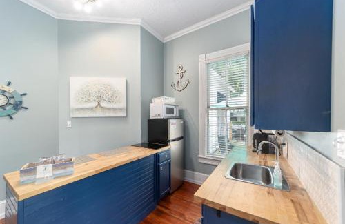 Historic District Apartamento | Martin B- historic district apt with pool