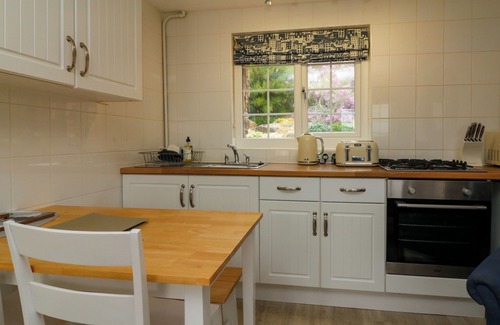 Watermouth Cabaña | Martin Cottage, BERRYNARBOR