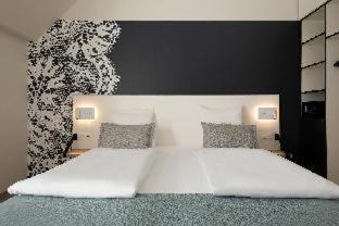 Historical Center Bruges Hotel | Martin's Brugge
